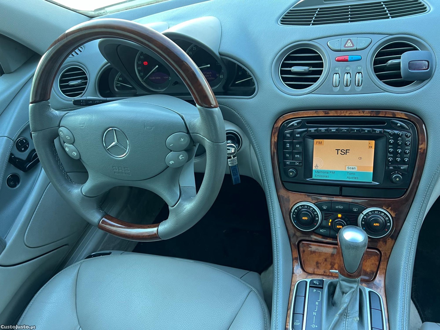 Mercedes-Benz SL 500 CABRIO — fotografia 7