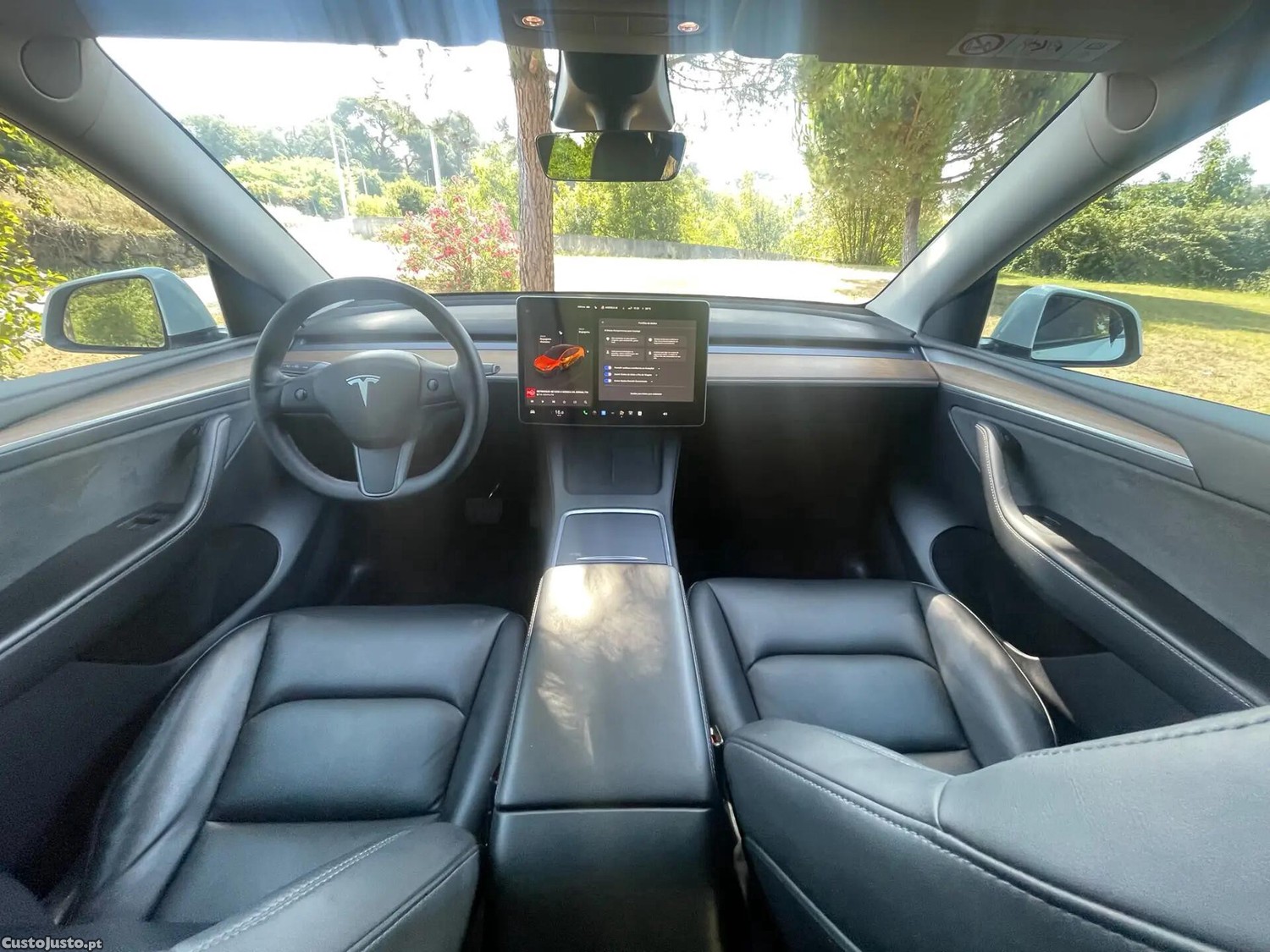 Tesla Model Y Long Range Dual Motor AWD — fotografia 6