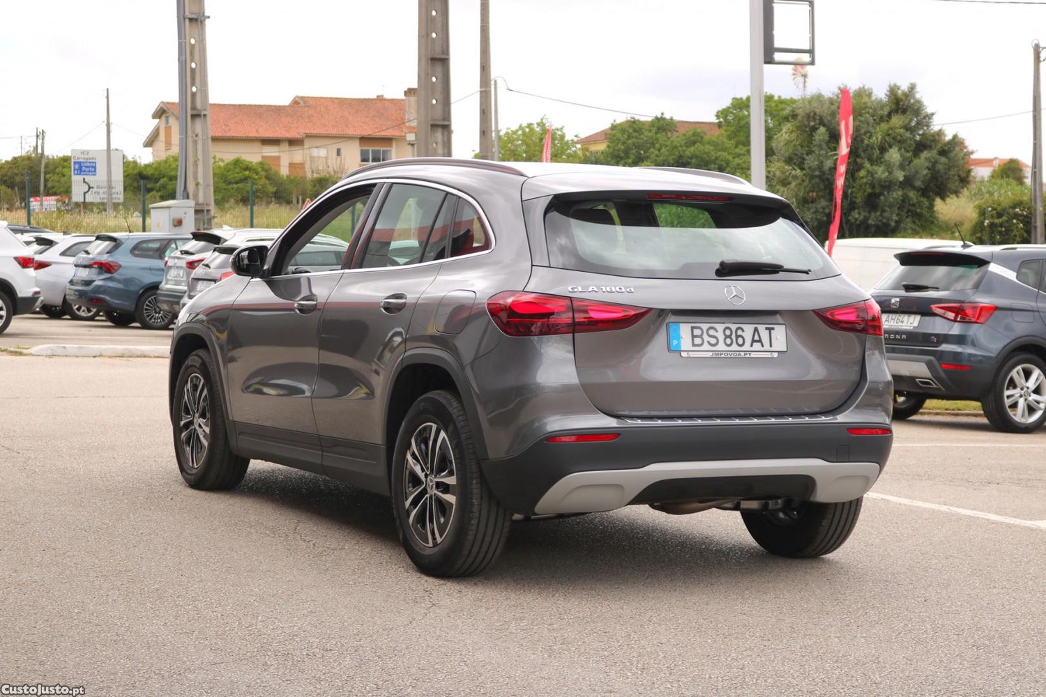 Mercedes-Benz GLA 180 180 d Auto — fotografia 54