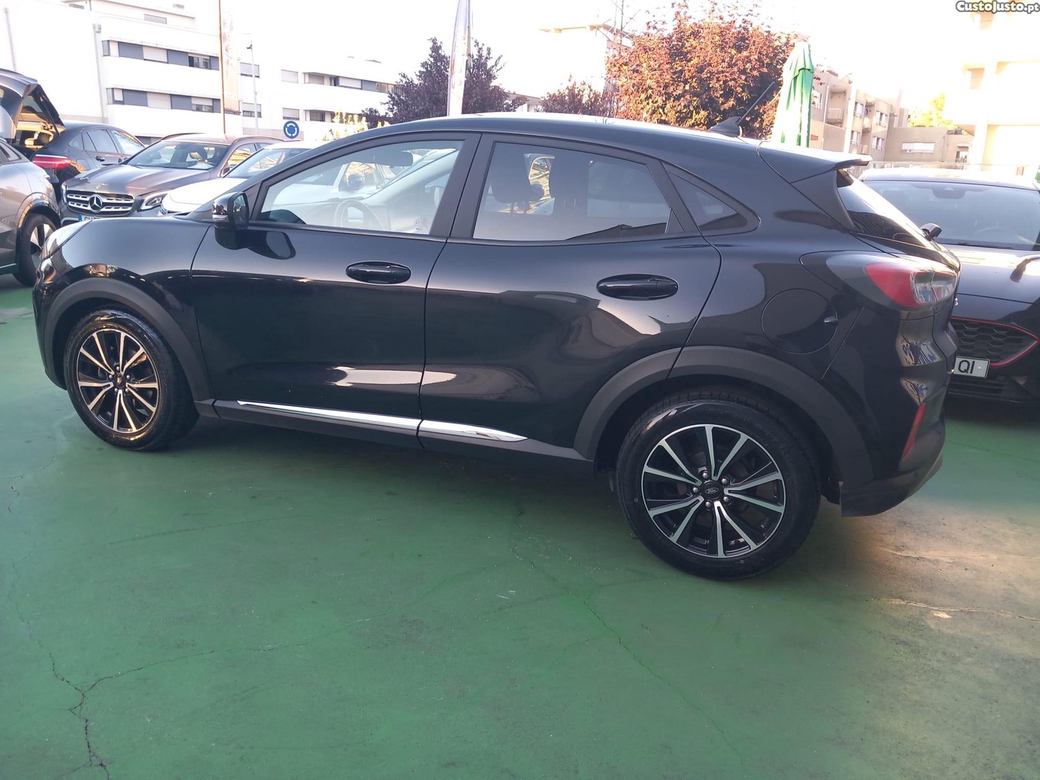 Ford Puma 1.0 EcoBoost MHEV Titanium — photo 4