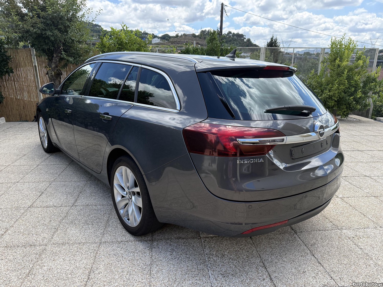 Opel Insignia Sports Tourer — photo 4