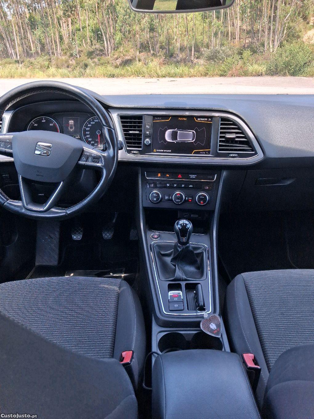 SEAT Leon 5F — fotografia 7