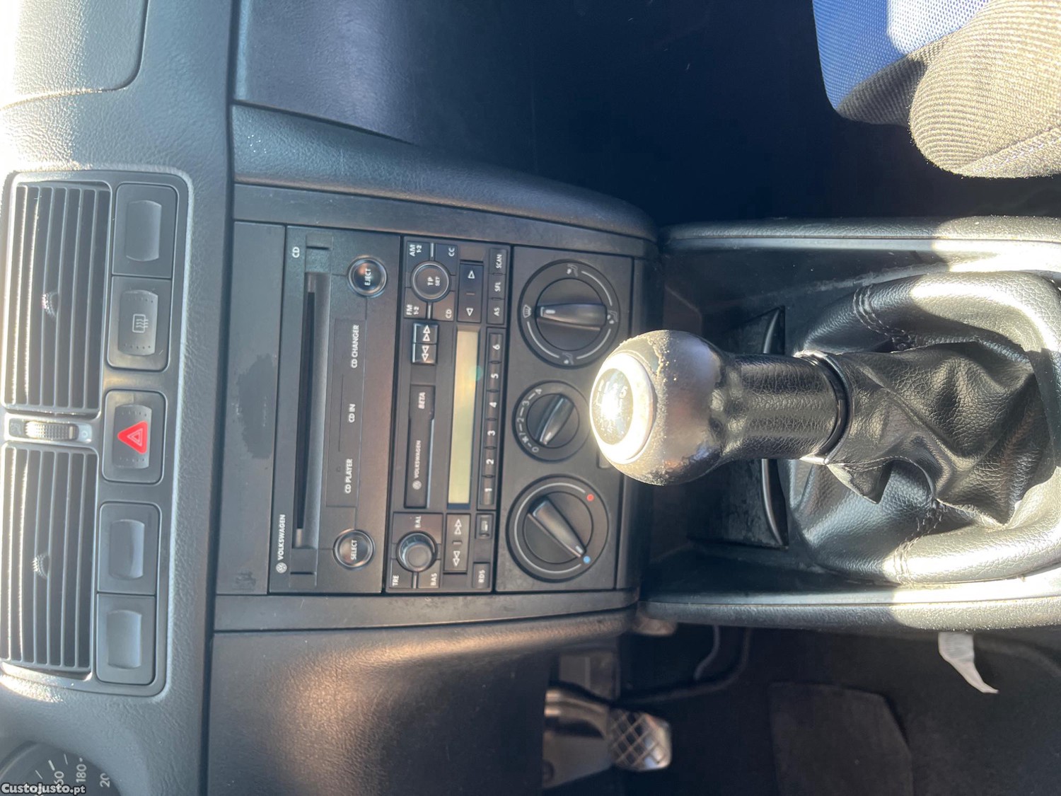 Volkswagen Golf 1.9 TDI 110 - 25 anos — fotografia 6