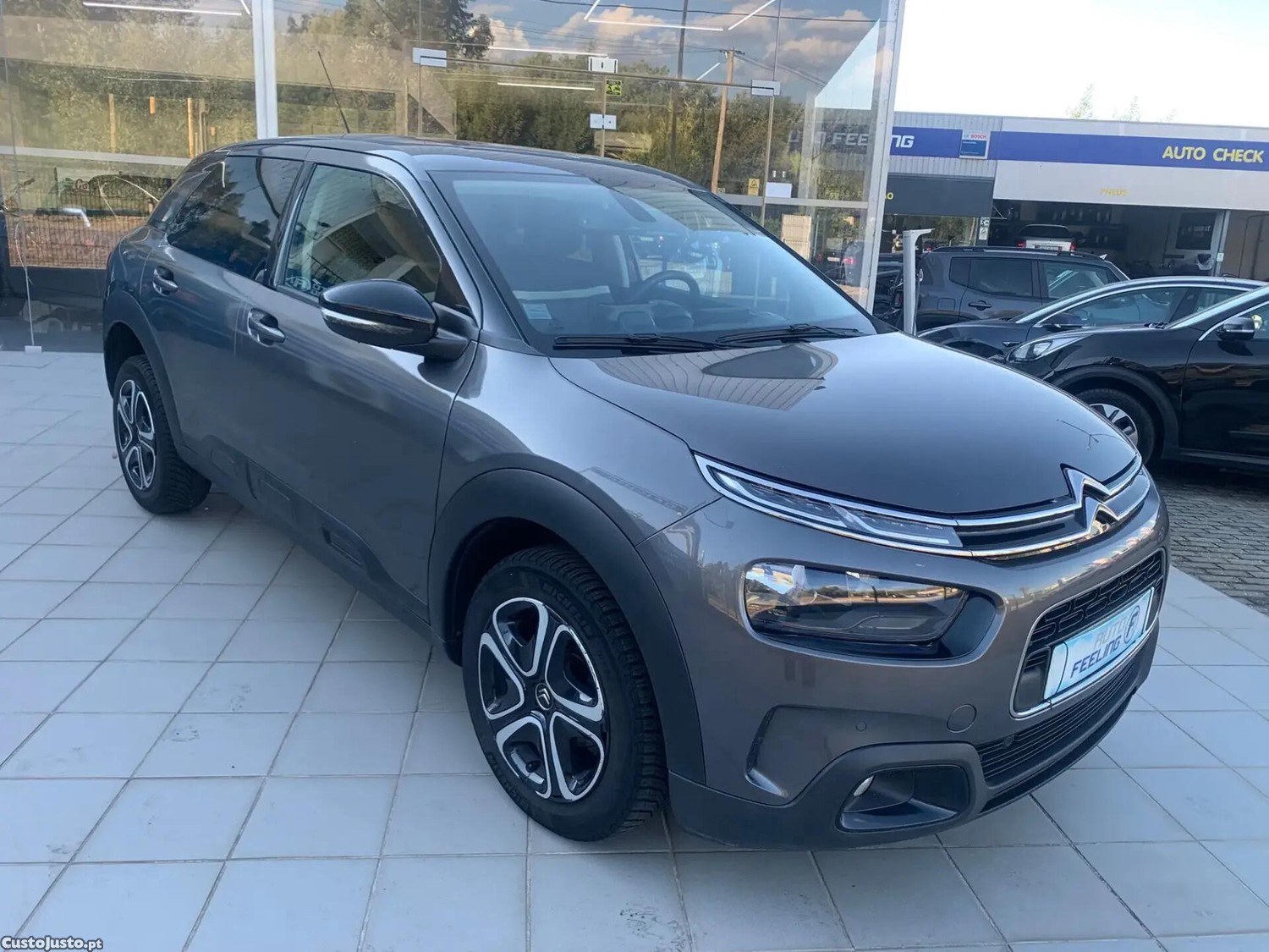 Citroën C4 1.5 BlueHDi Feel Pack — fotografia 23