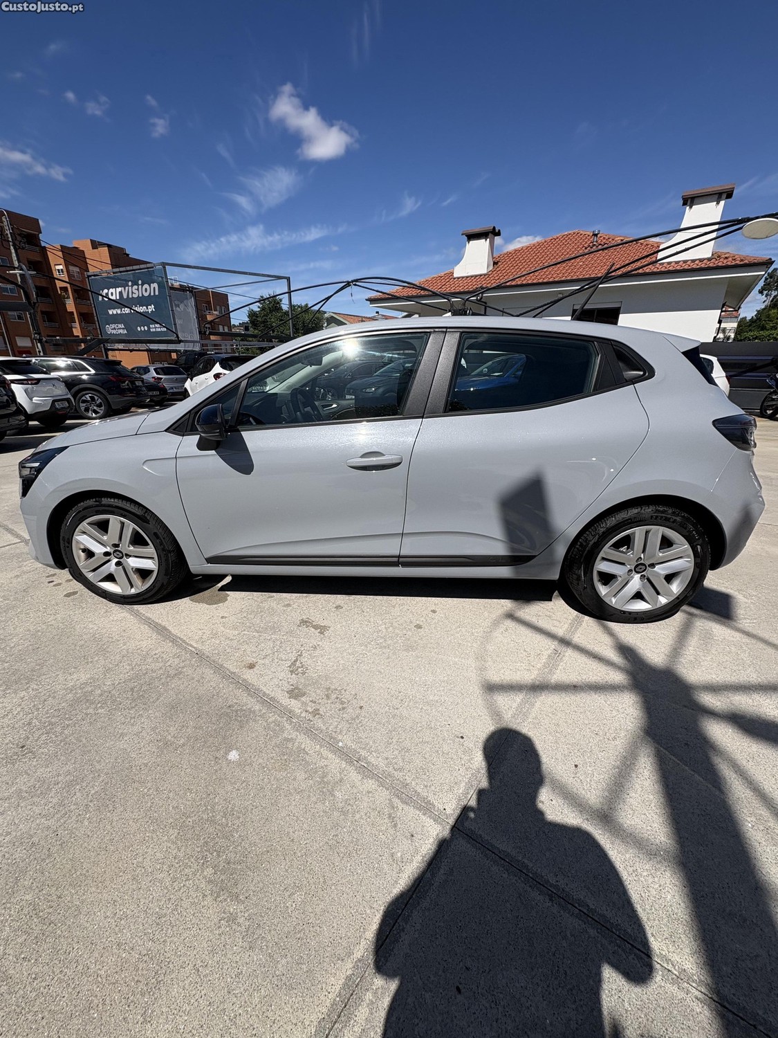 Renault Clio 1.0  90 cv Nacional - 24 foto 4