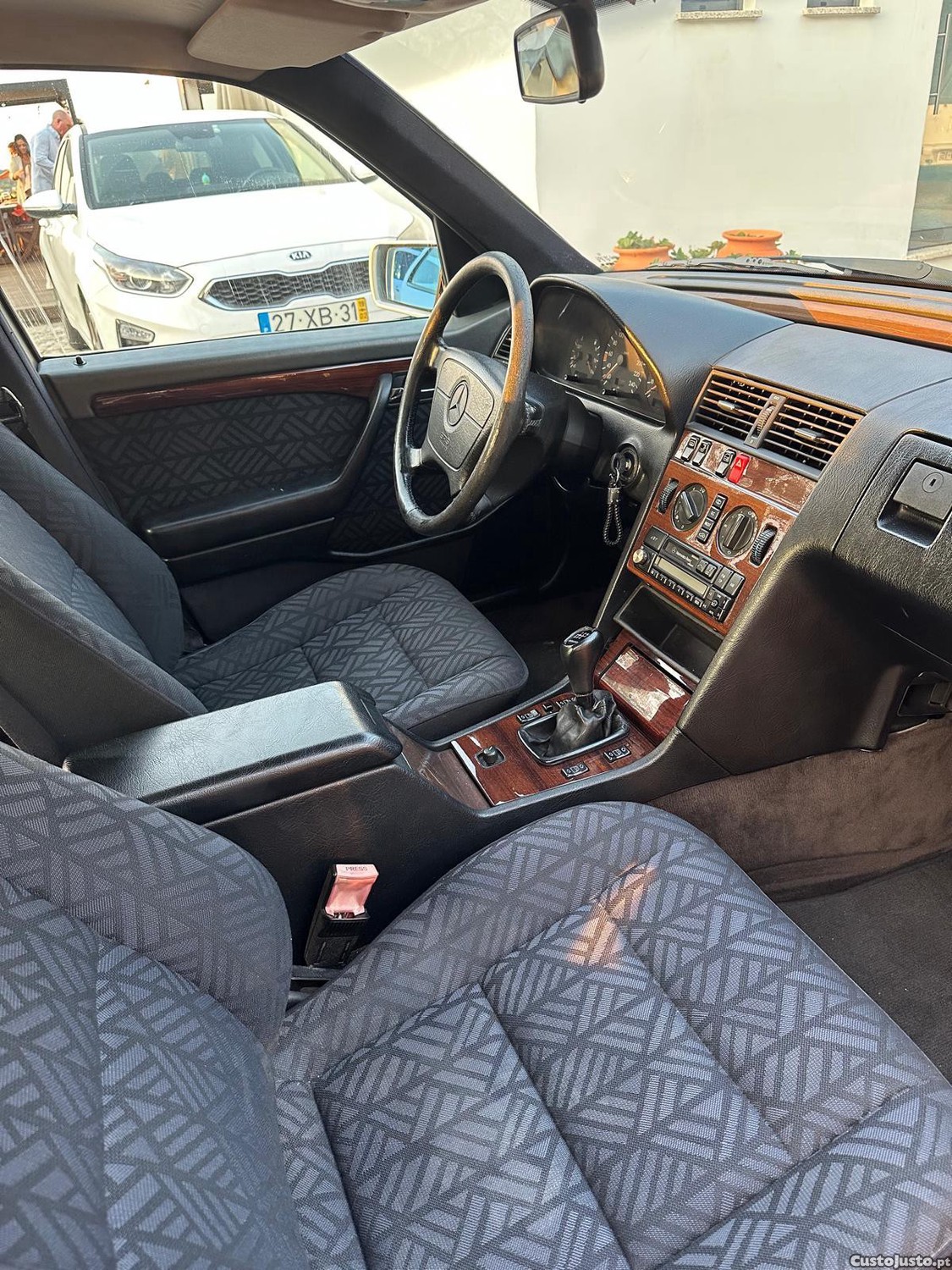 Mercedes-Benz C 200 Elegance — fotografia 4