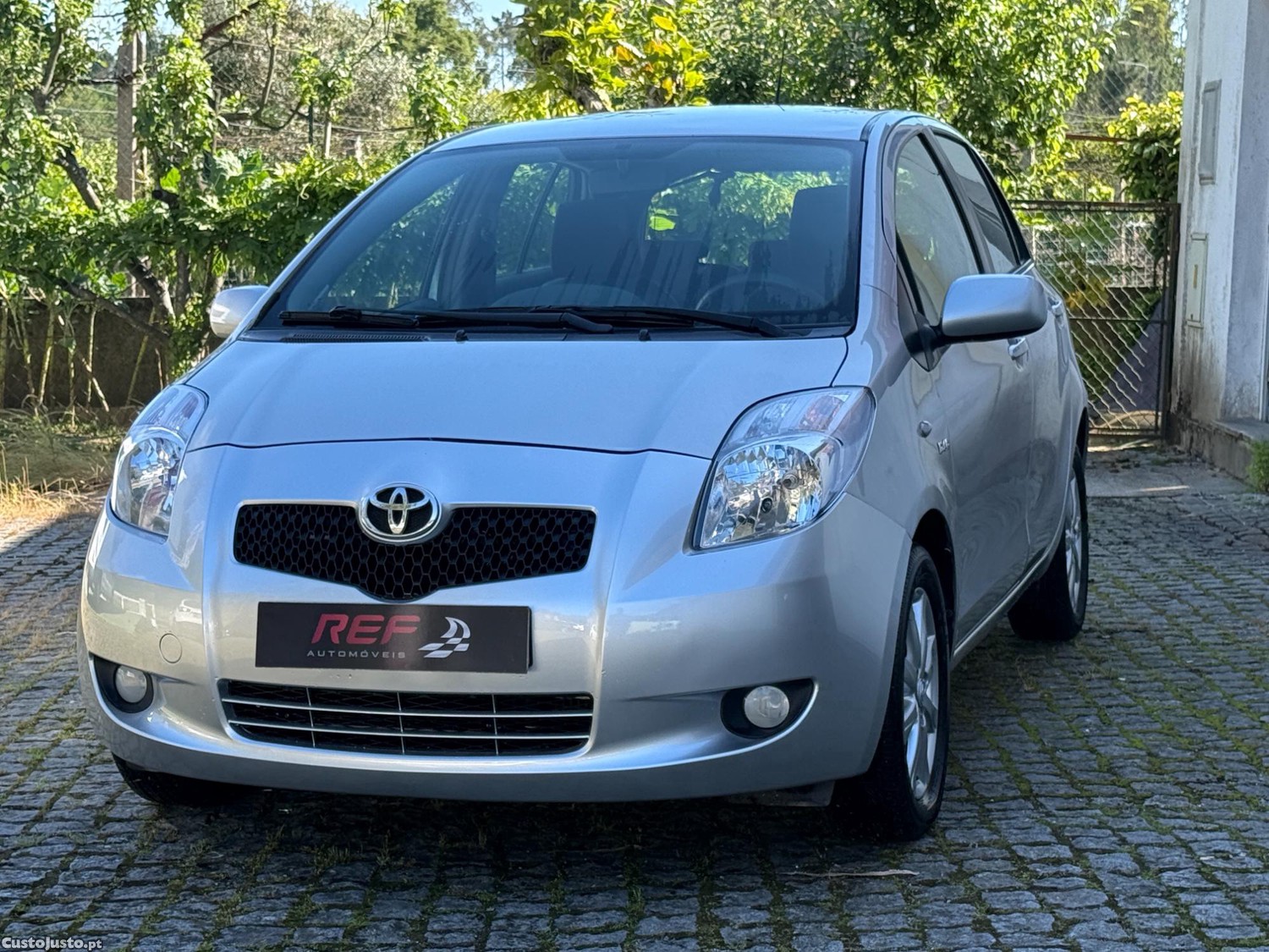 Toyota Yaris 1.4 D4D — fotografia 8