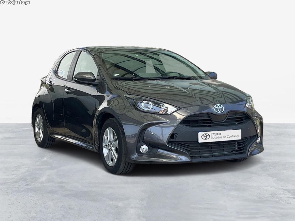 Toyota Yaris 1.5 HDF Comfort Plus — fotografia 3