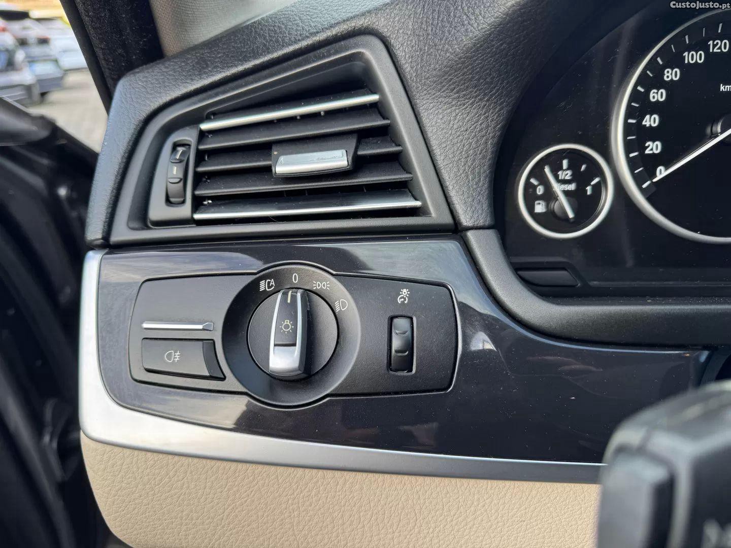 BMW 518 D line luxury — fotografia 3