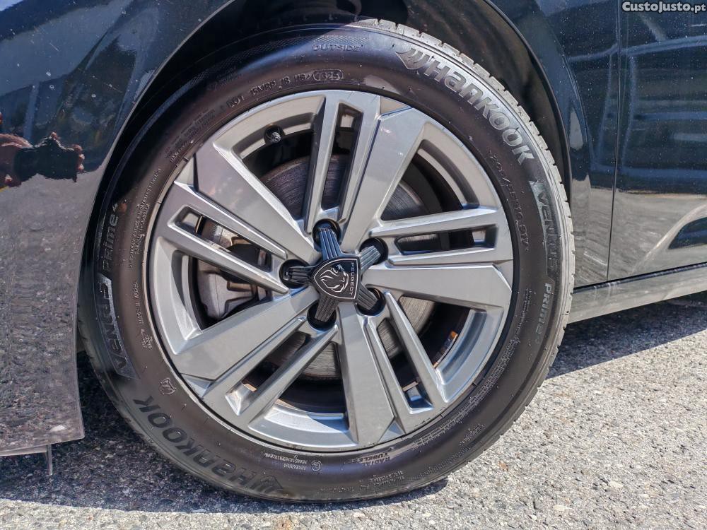Peugeot 308 1.5 BlueHDi Active P — fotografia 20