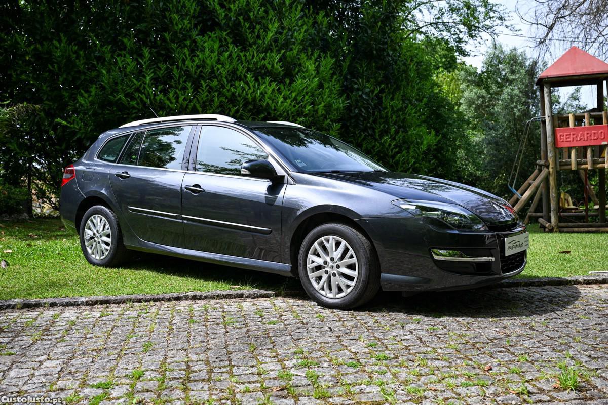 Renault Laguna 2.0 dCi Dynamique S 120g - 14 — photo 5