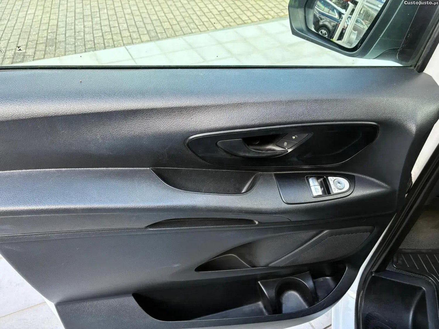 Mercedes-Benz Vito 114 CDi/34 — fotografia 12