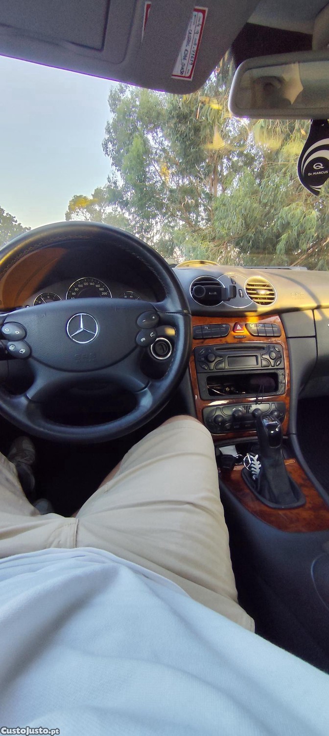 Mercedes-Benz Classe CLK 200 Kompressor — fotografia 3