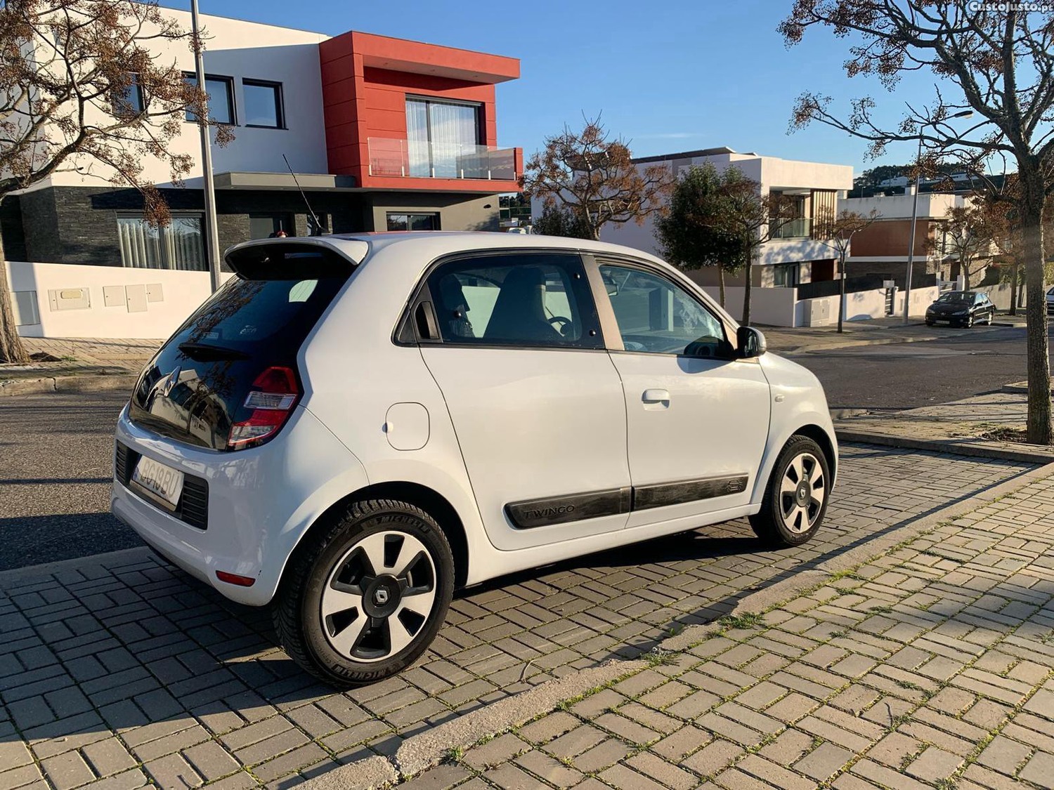Renault Twingo 1.0 — fotografia 5