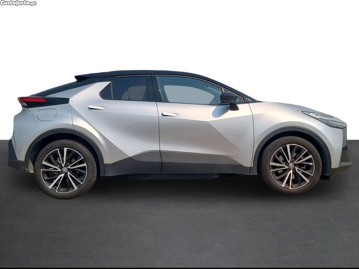 Toyota C-HR 2.0 HDF Plug-in Lounge — fotografia 4