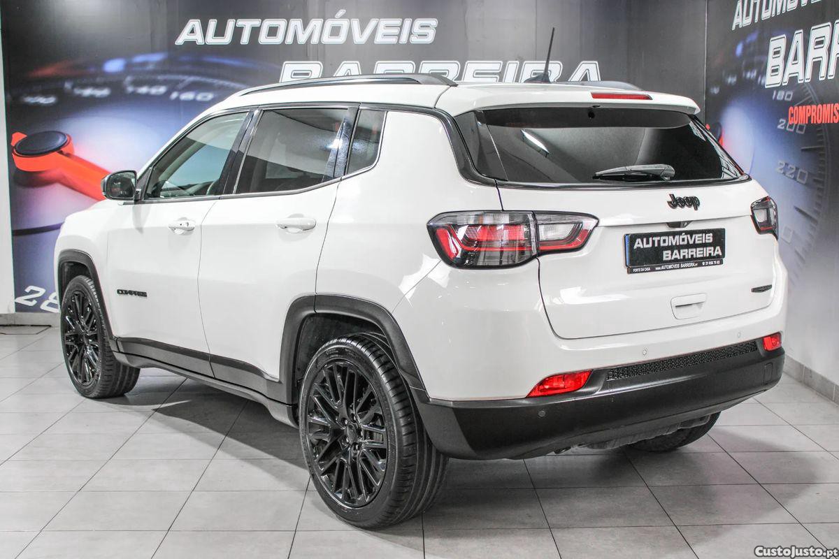 Jeep Compass 1.6 MultiJet Night Eagle - 22 — photo 2