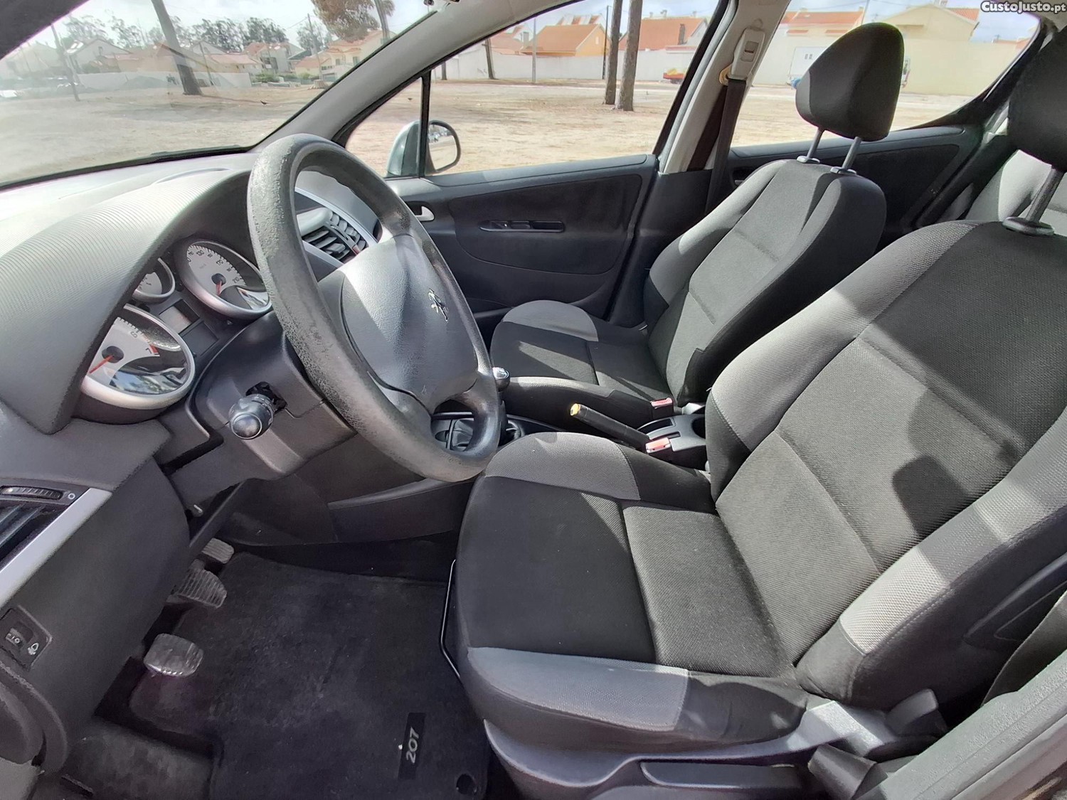 Peugeot 207 1.4i 16v Open — fotografia 7