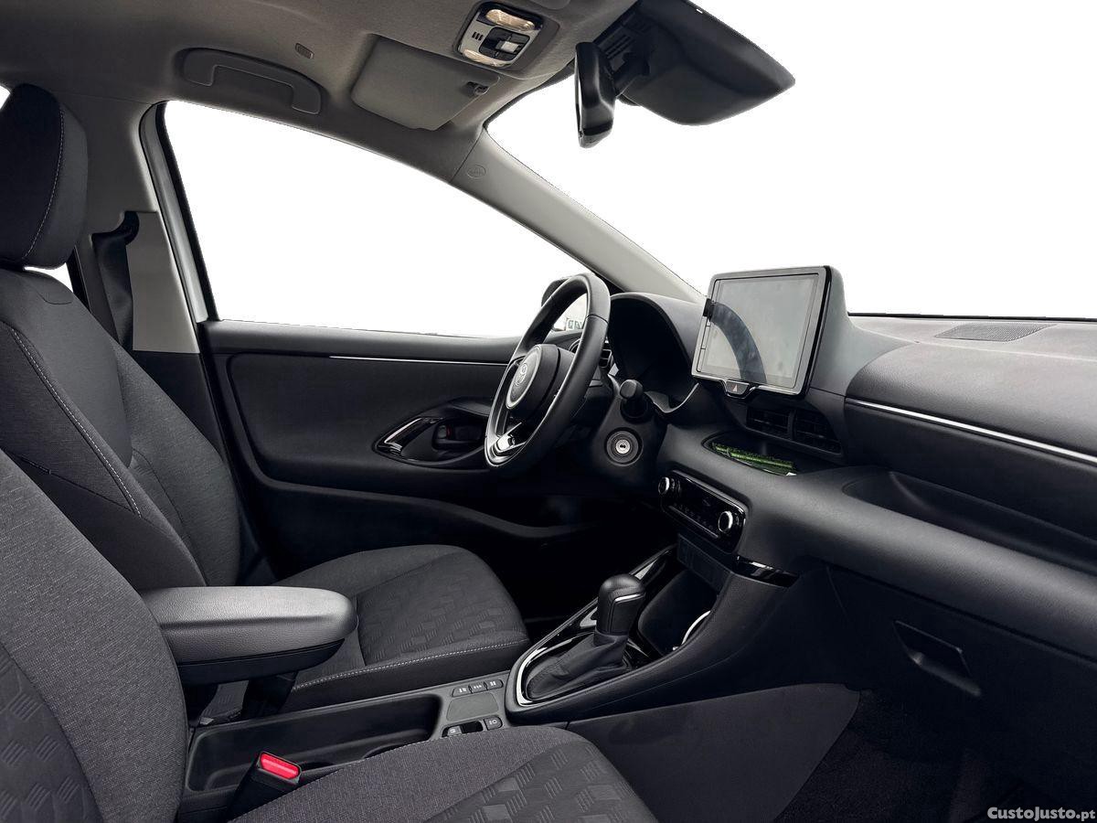 Toyota Yaris 1.5 HDF Exclusive — fotografia 9