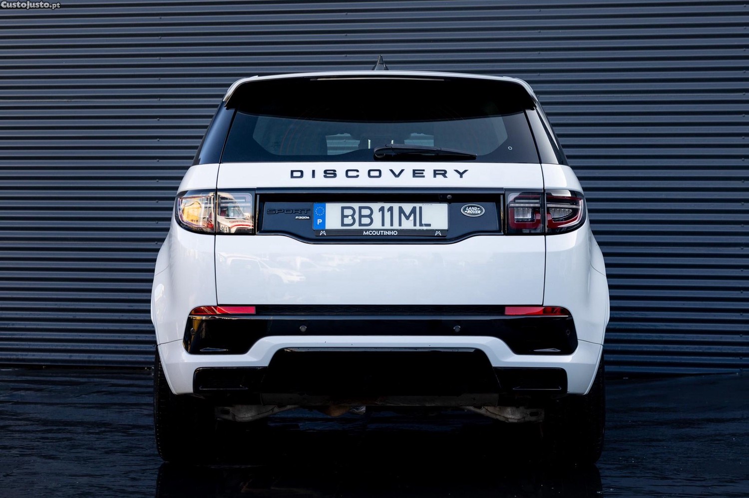 Land Rover Discovery Sport 1.5 I3 P300e AWD R-Dynamic S — fotografia 25