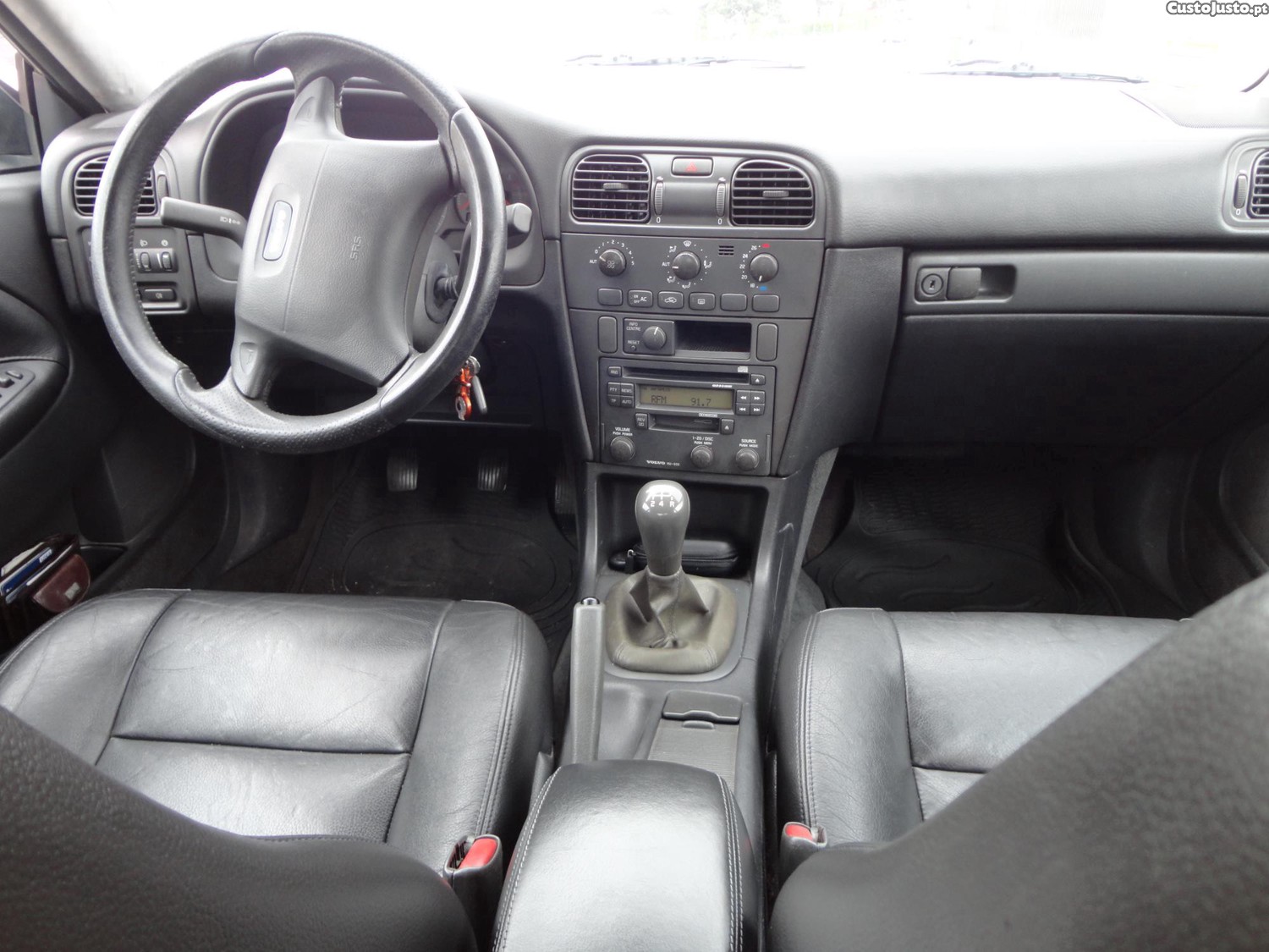 Volvo S40 1.9 dci — fotografia 7