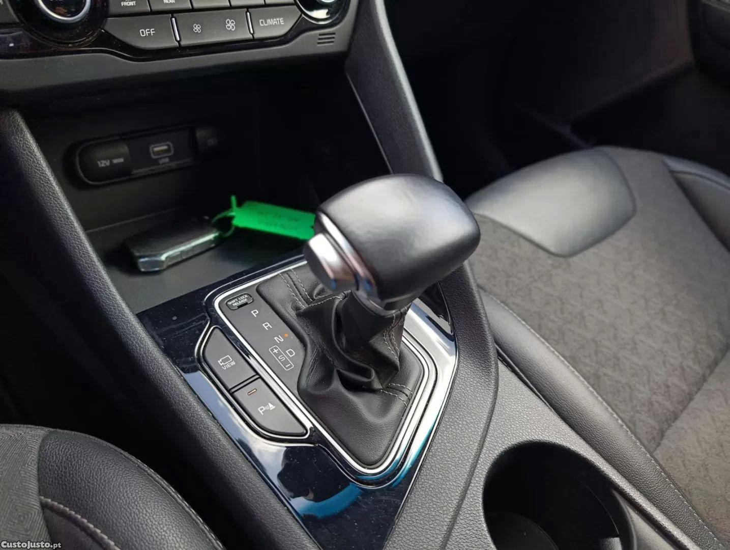 Kia Niro 1.6 gdi hev drive — fotografia 9