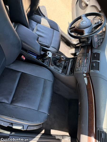BMW 320 E46 — fotografia 2