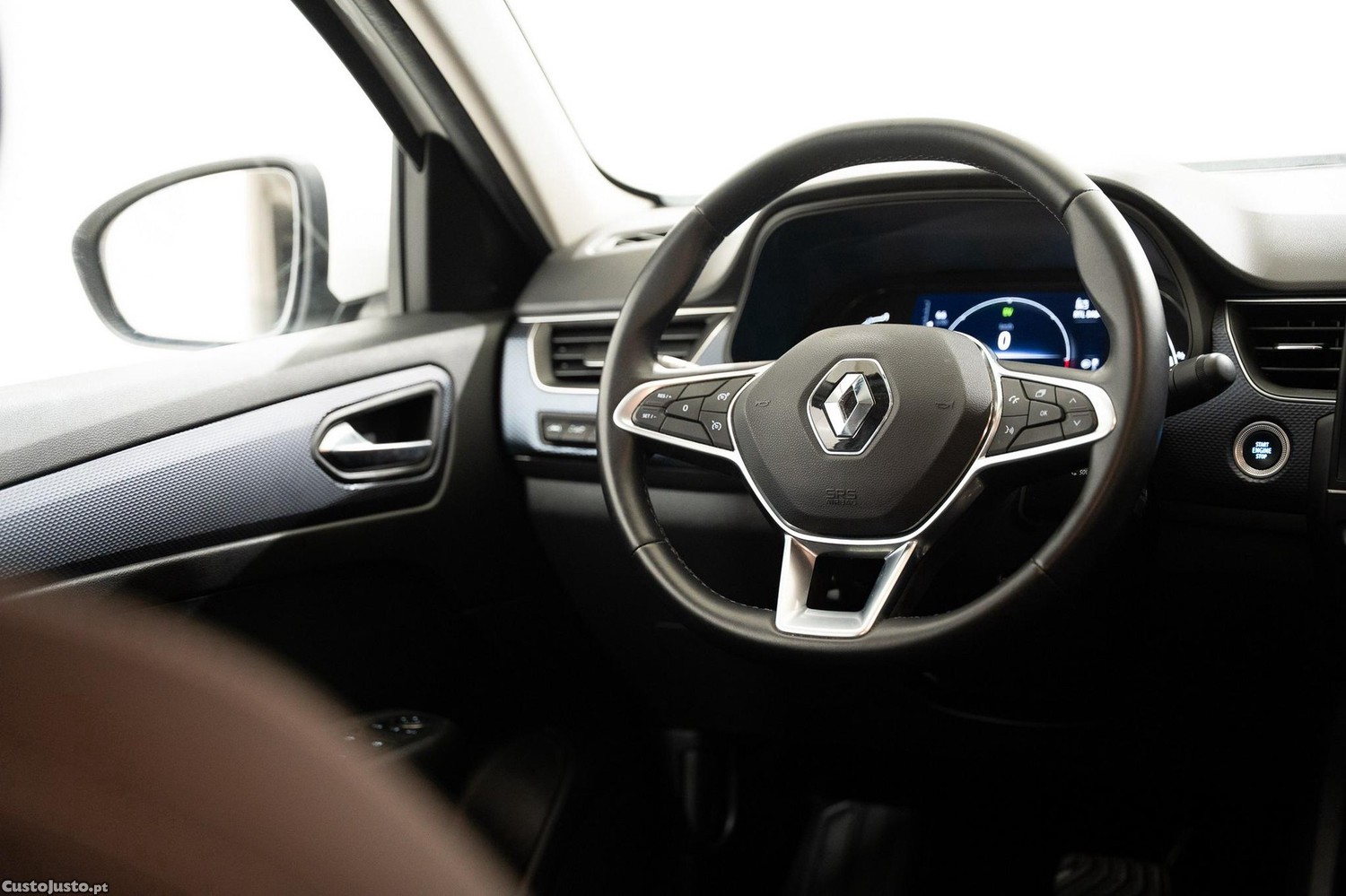 Renault Arkana 1.6 E-Tech Business — fotografia 19