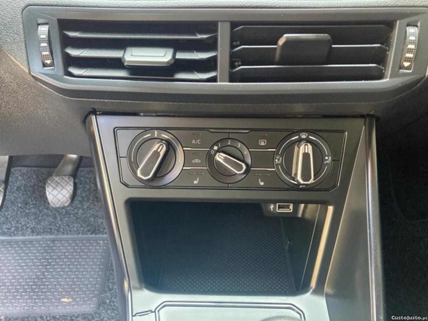 Volkswagen Polo 1.0 Trendline — fotografia 10