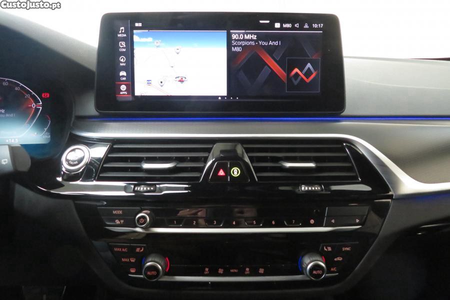 BMW 520 d Pack Desportivo M — fotografia 17
