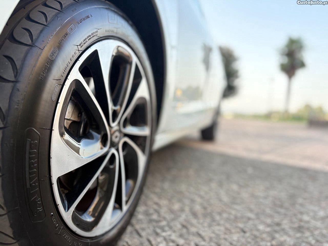 Renault Scénic Grand1.5dci Limited — fotografia 8