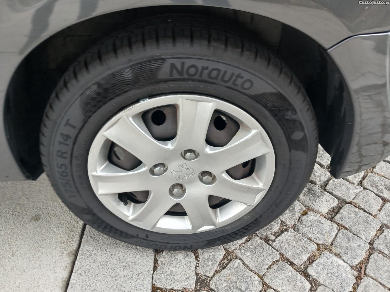 Peugeot 206 206 1.4 hdi + — fotografia 6