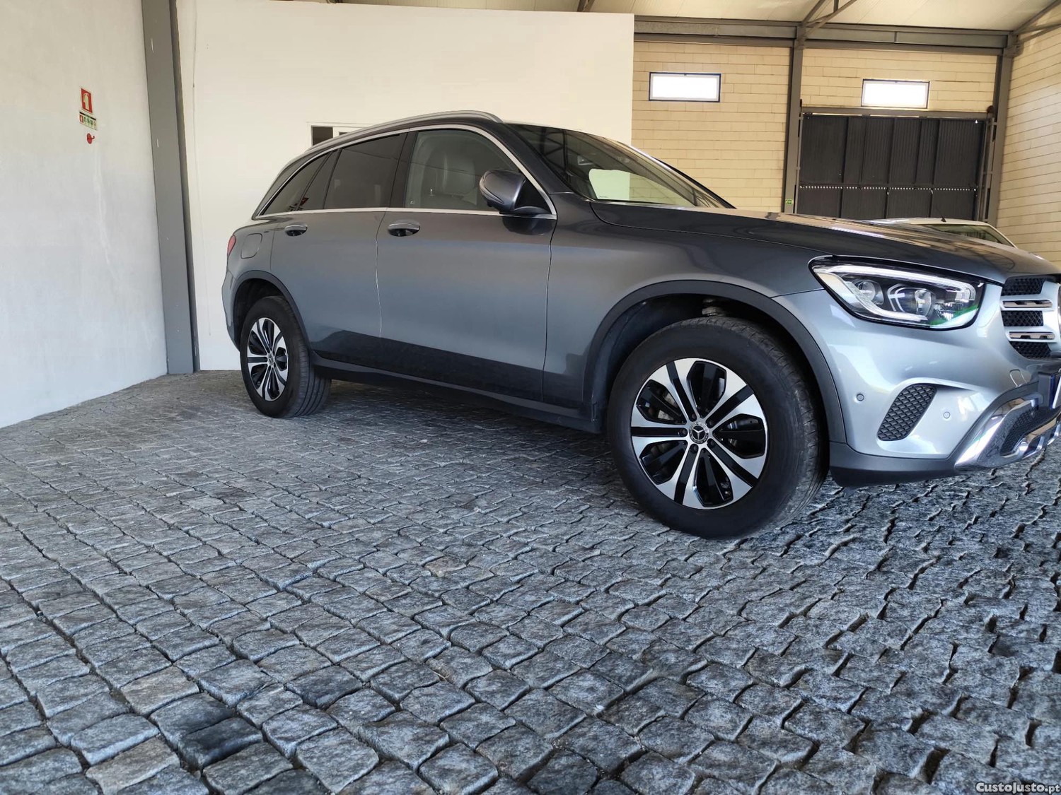 Mercedes-Benz GLC 300 de 4Matic — fotografia 11