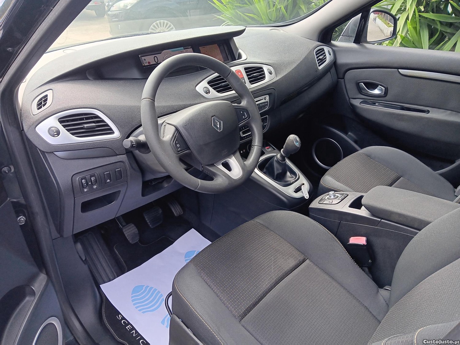 Renault Scénic Dynamique S 1.5 DCi 110cv — fotografia 4