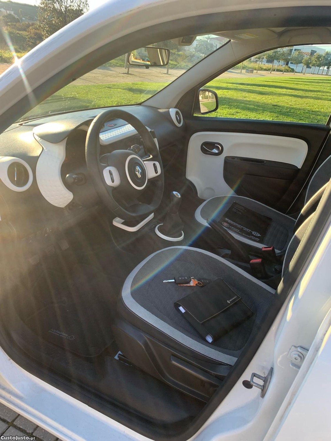 Renault Twingo 1.0 — fotografia 4