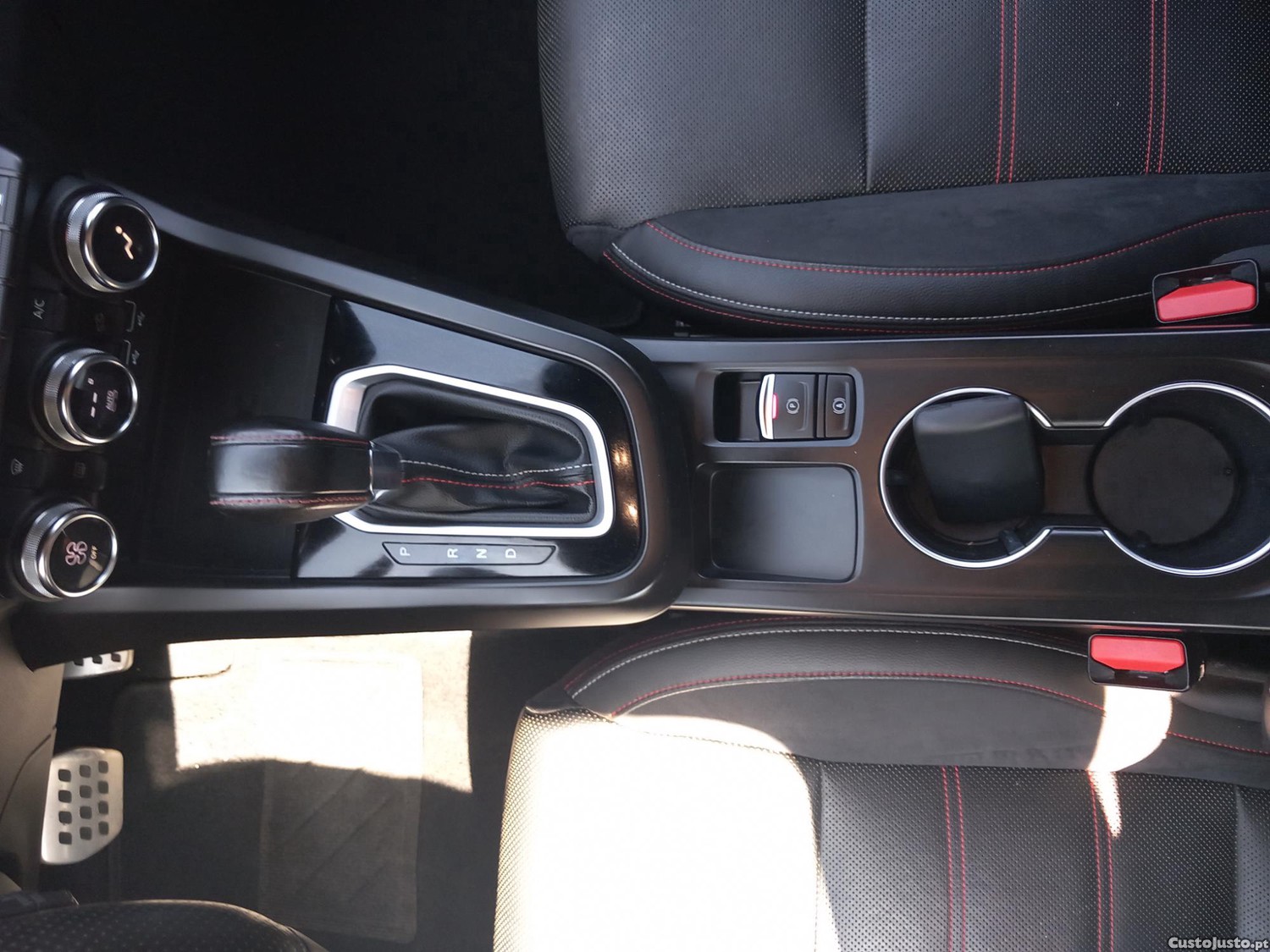 Renault Arkana 1.3 TCe Intens EDC — fotografia 3