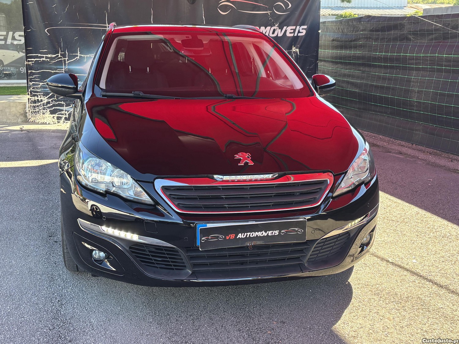 Peugeot 308 Active — photo 2