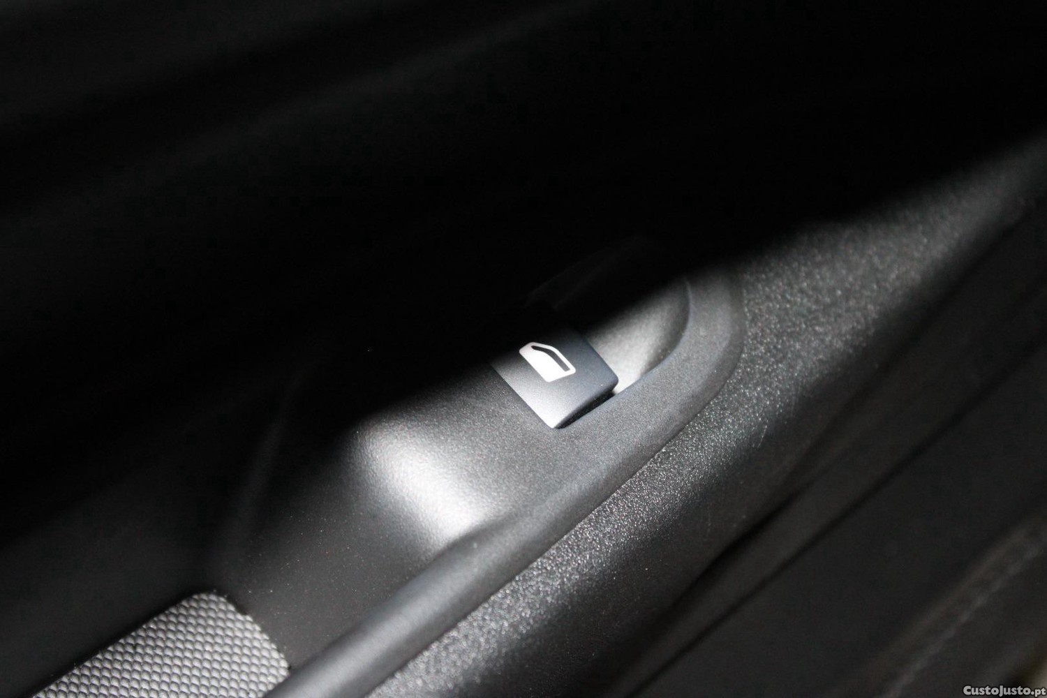 Jeep Avenger SUMMIT — fotografia 9