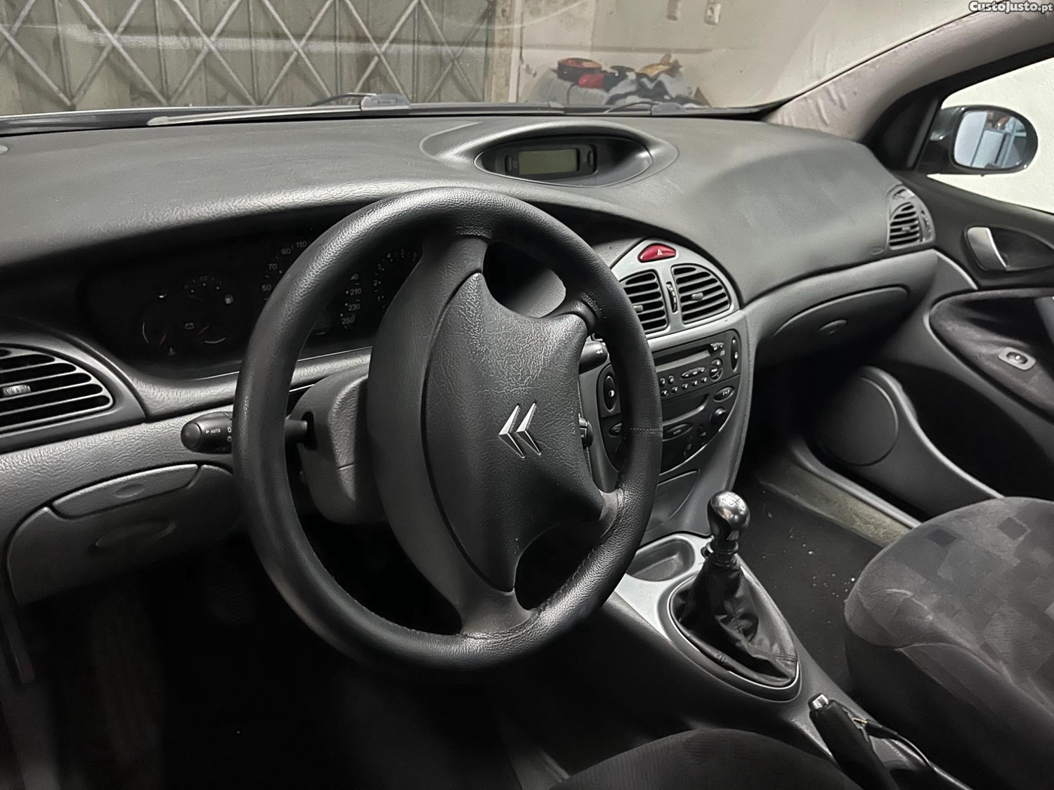 Citroën C5 2.0 HDI — photo 2