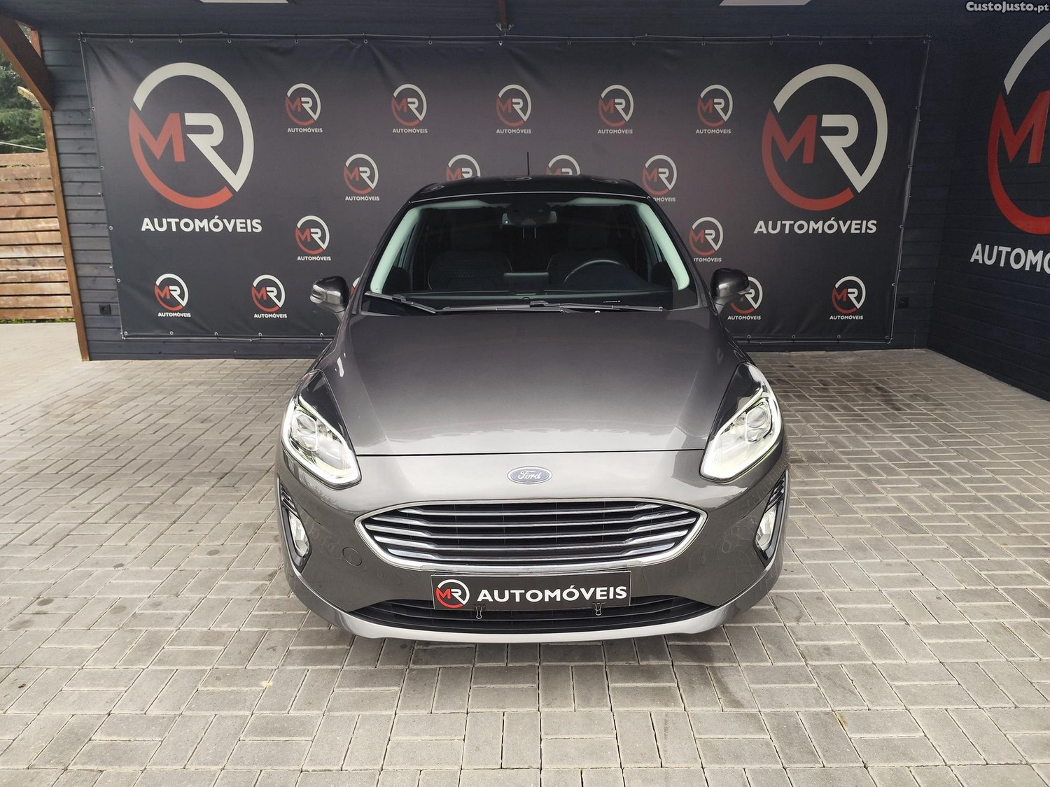Ford Fiesta 1.0 EcoBoost Titanium Aut. - 18 foto 3