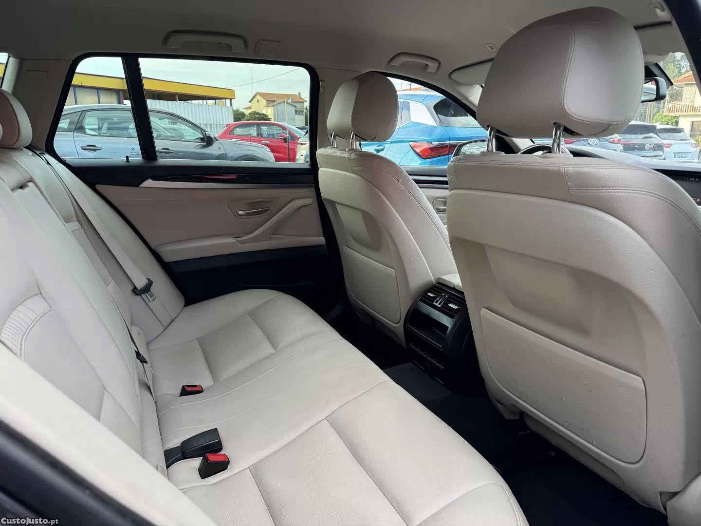 BMW 518 D line luxury — fotografia 17