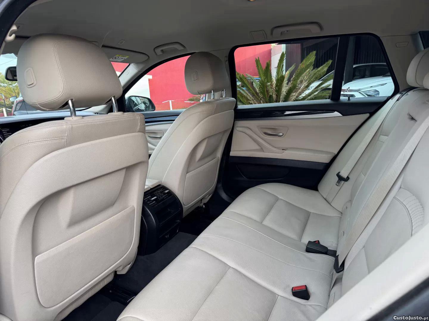 BMW 518 D line luxury — fotografia 16