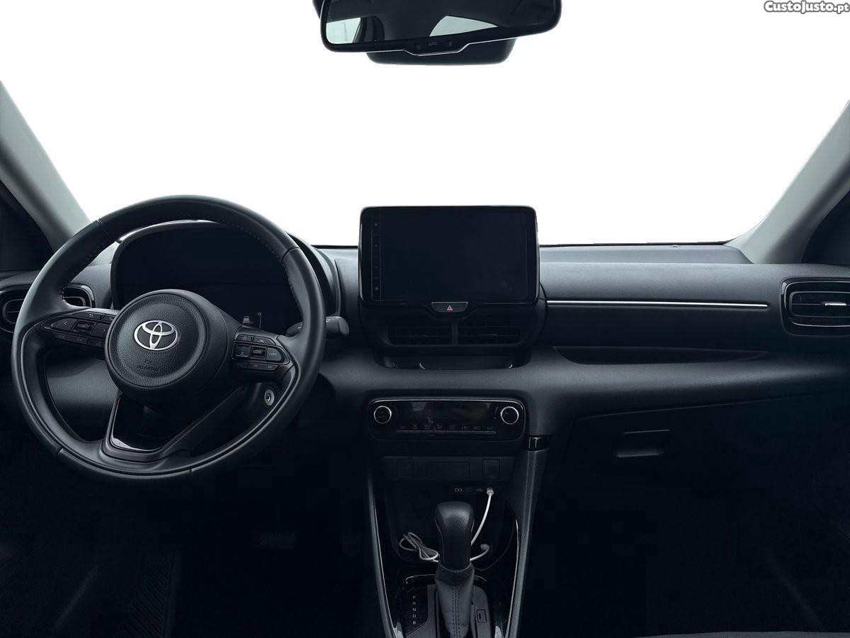 Toyota Yaris 1.5 HDF Exclusive — fotografia 7