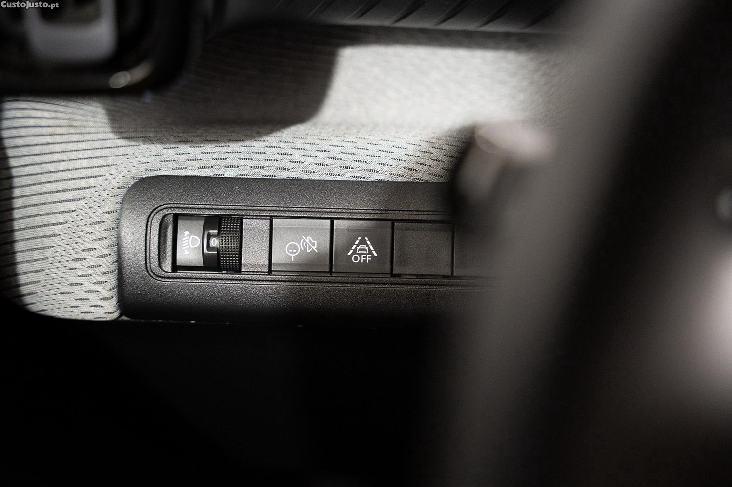 Citroën e-C3 44 kWh Autonomia Conforto Max — fotografia 17