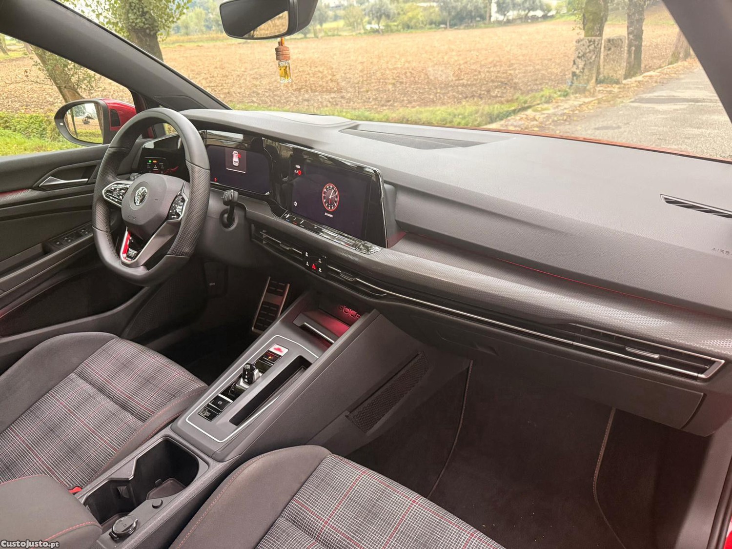 Volkswagen Golf 2.0 TSI GTI DSG — fotografia 18