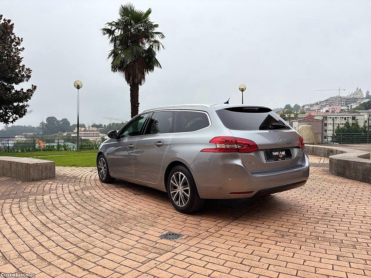 Peugeot 308 SW ALLURE EAT6 1.6HDI 120CV — fotografia 9