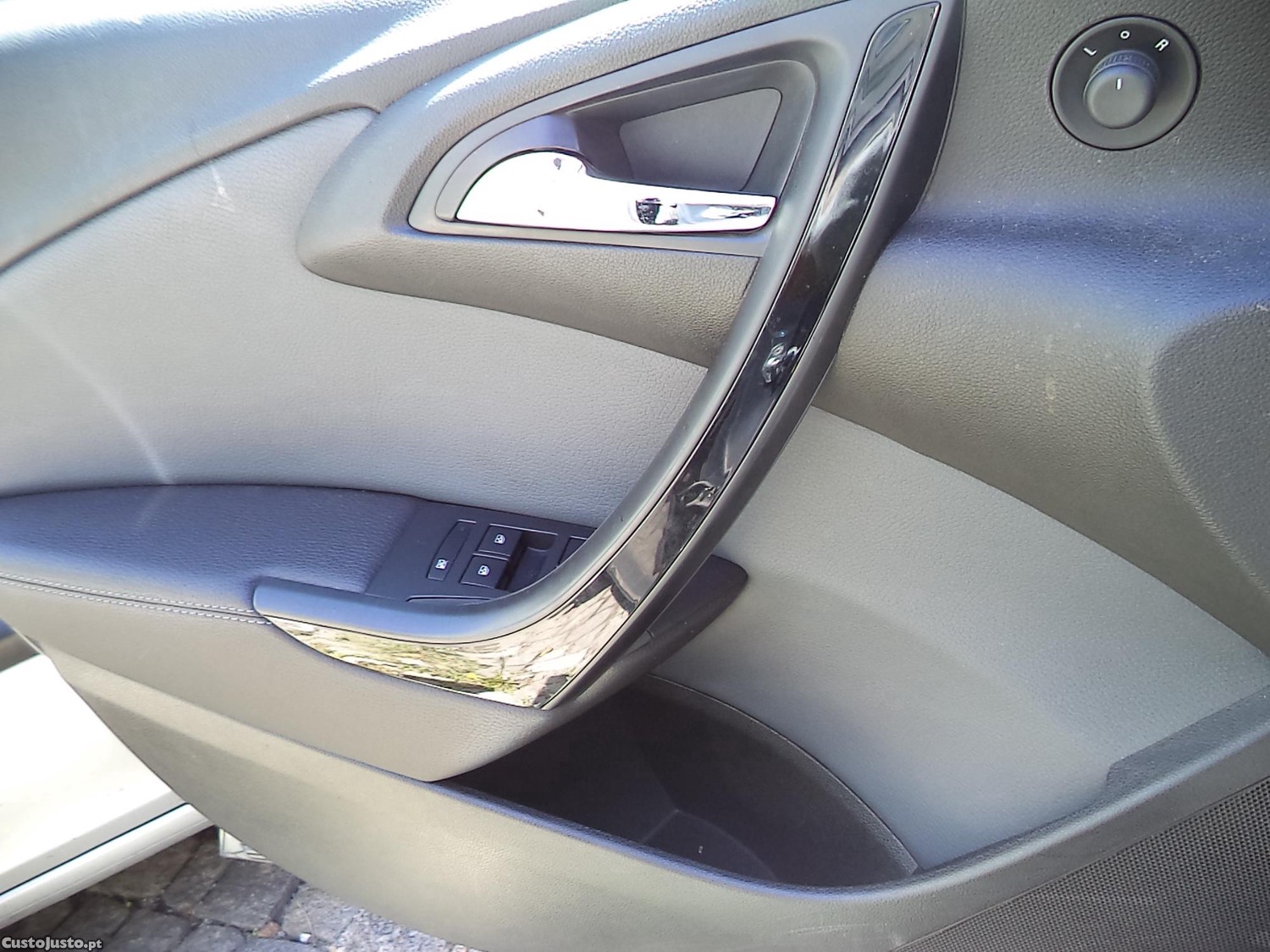 Opel Astra Turbo-1.6-180000 km — fotografia 4