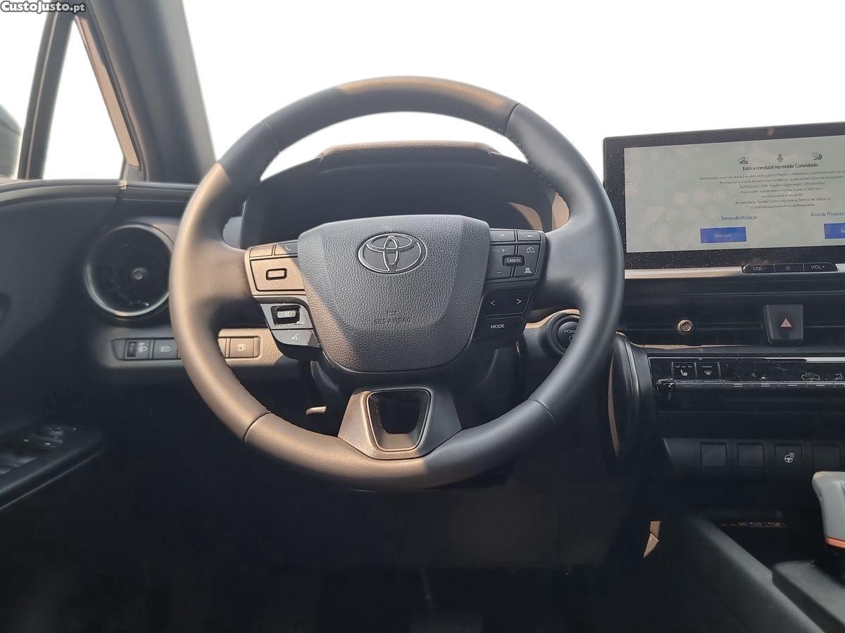 Toyota C-HR 2.0 HDF Plug-in Square Collection — fotografia 7