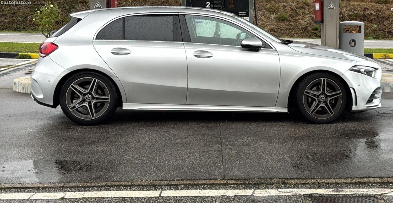 Mercedes-Benz A 200 AMG LINE — fotografia 6
