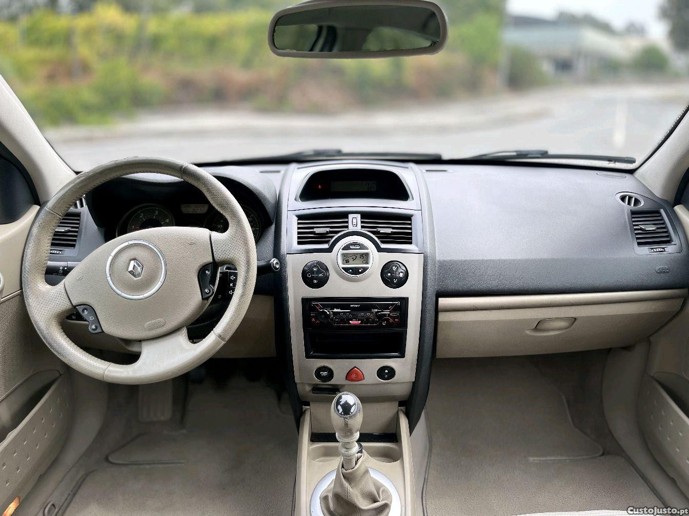 Renault Mégane luxury Motor com 161 mil kms — fotografia 9