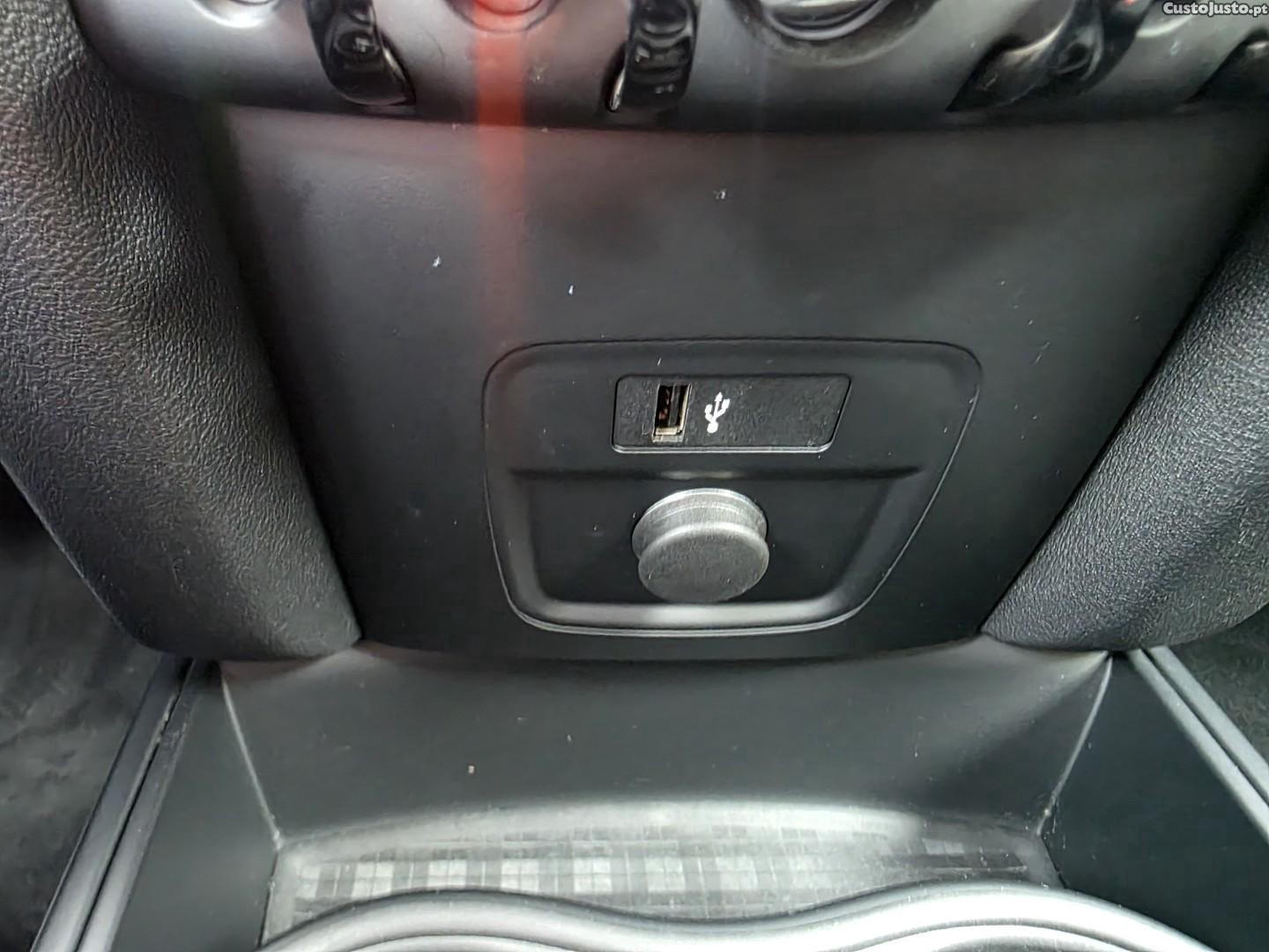 MINI Countryman One D — fotografia 14